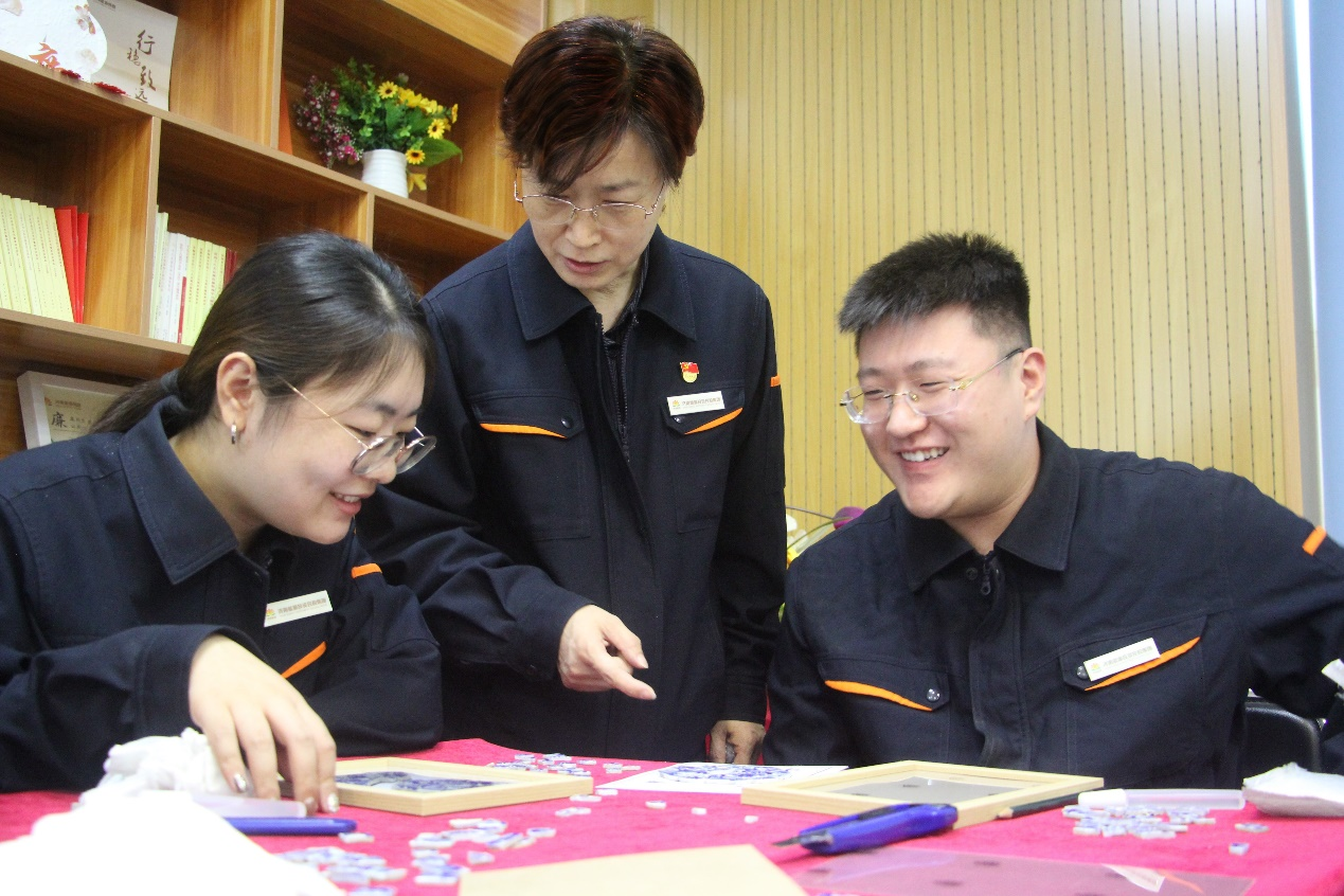 首页| 尊龙集团中国官方网站